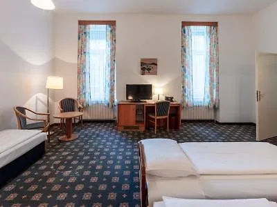 Admiral Otel